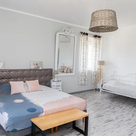 Chantelauze Holiday home *
