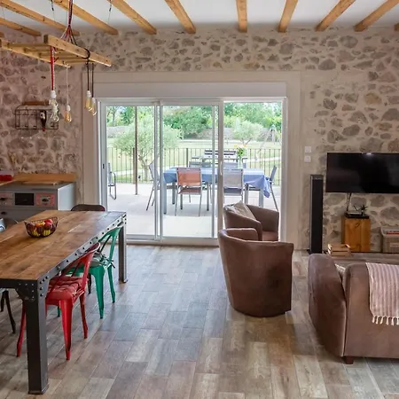 Chantelauze Holiday home
